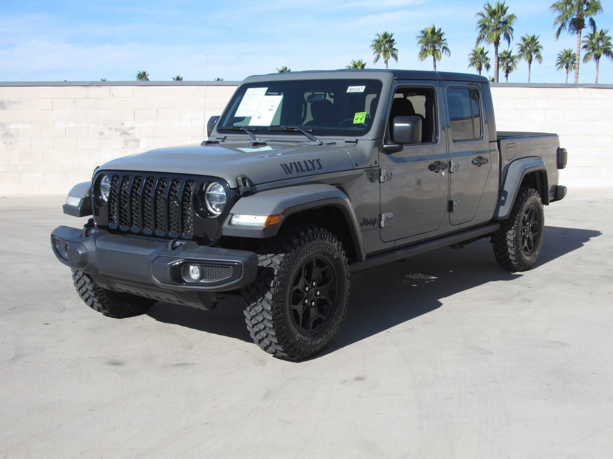 Used 2021 Jeep Gladiator Willys image 1