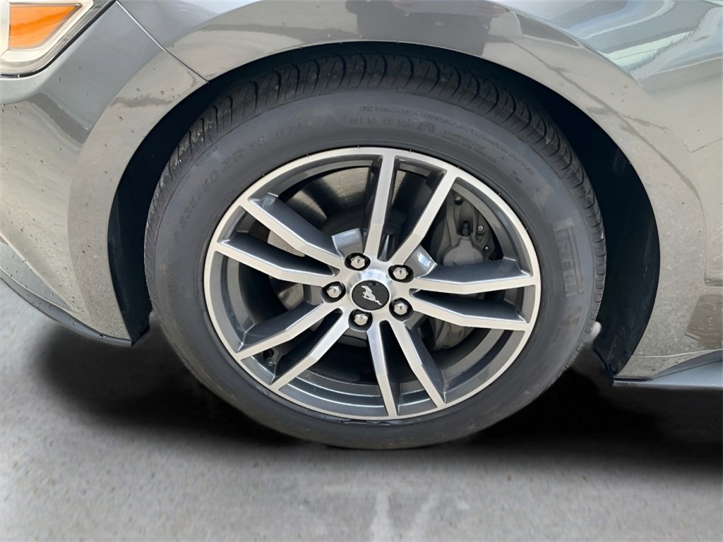 Used 2016 Ford Mustang GT image 10