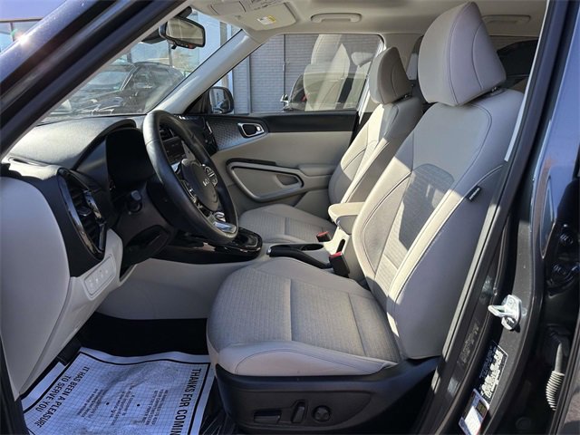 Certified 2023 Kia Soul EX image 14