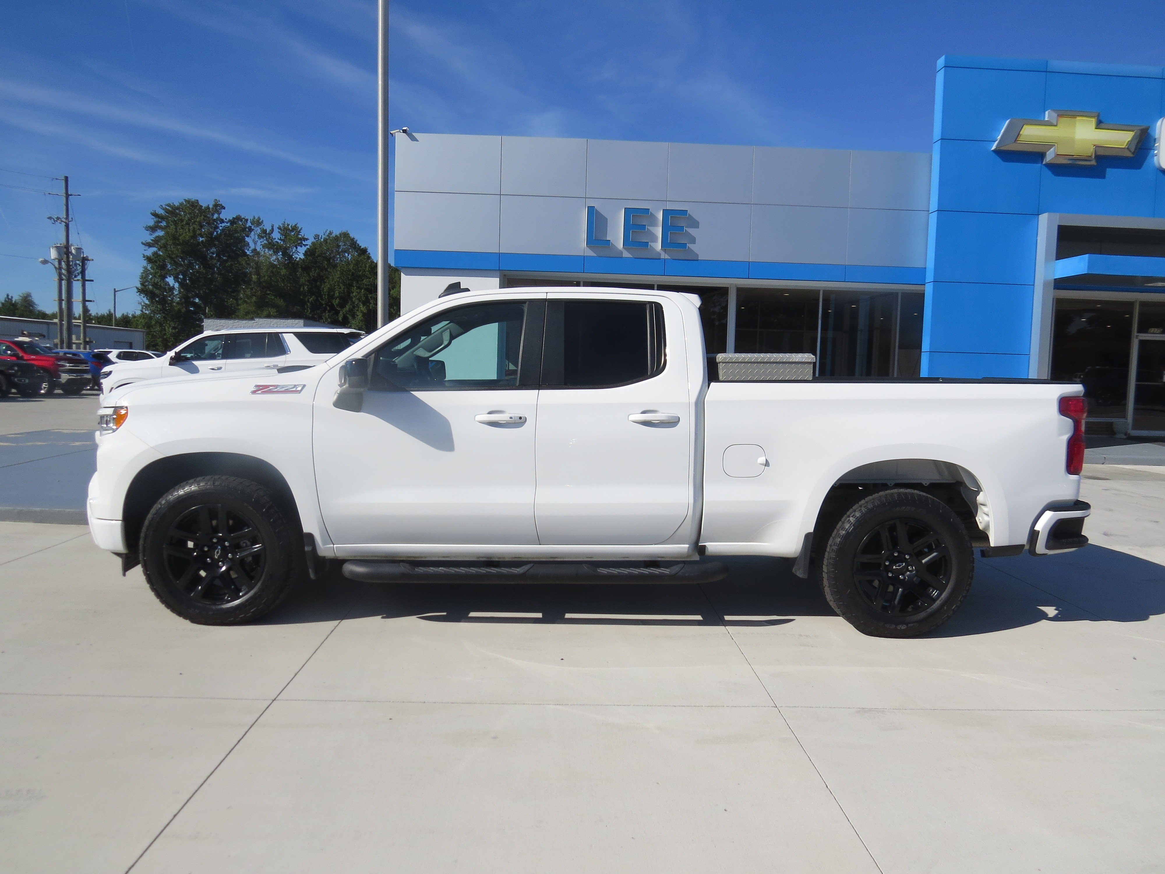 Used 2022 Chevrolet Silverado 1500 RST w/ Convenience Package II AWD/4WD image 8
