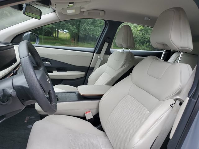 Certified 2023 Nissan Ariya AWD image 5