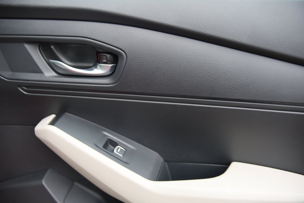 New 2026 Honda Accord EX-L image 31