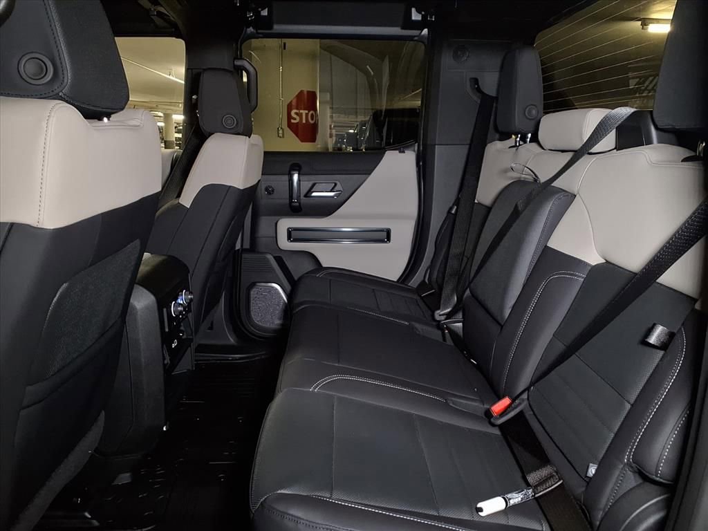 New 2026 GMC Hummer EV 4x4 Crew Cab image 13