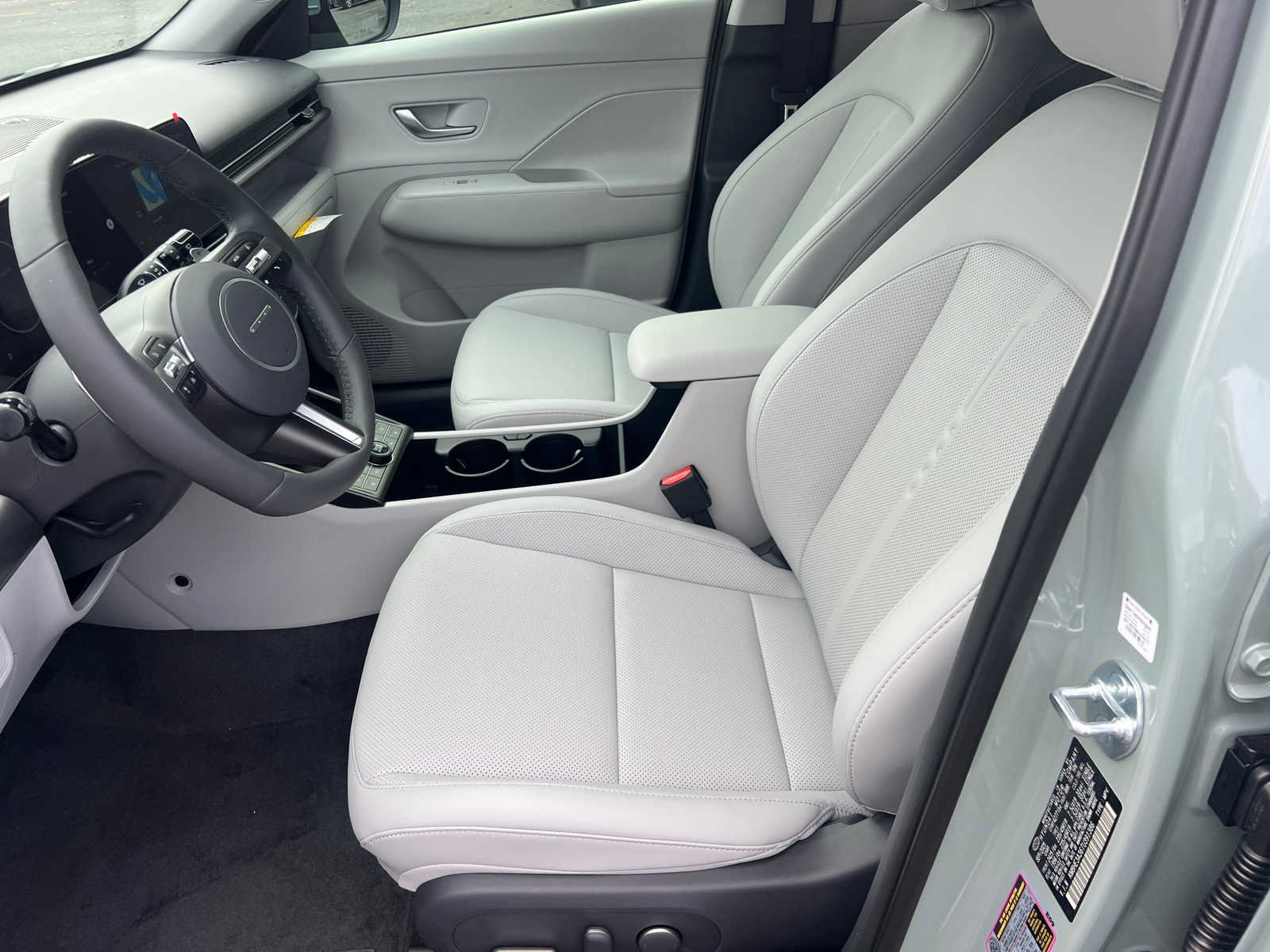 New 2026 Hyundai Kona Limited FWD image 9