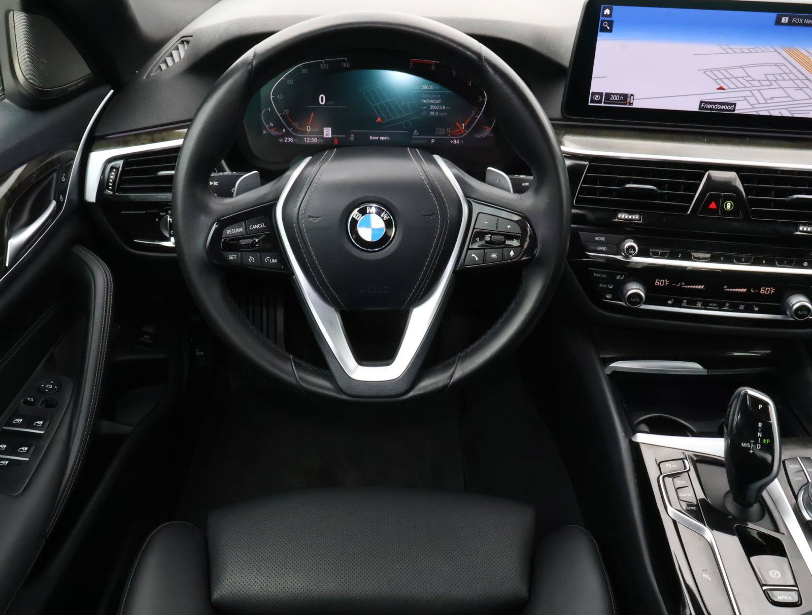 Used 2023 BMW 530i w/ Premium Package RWD image 9