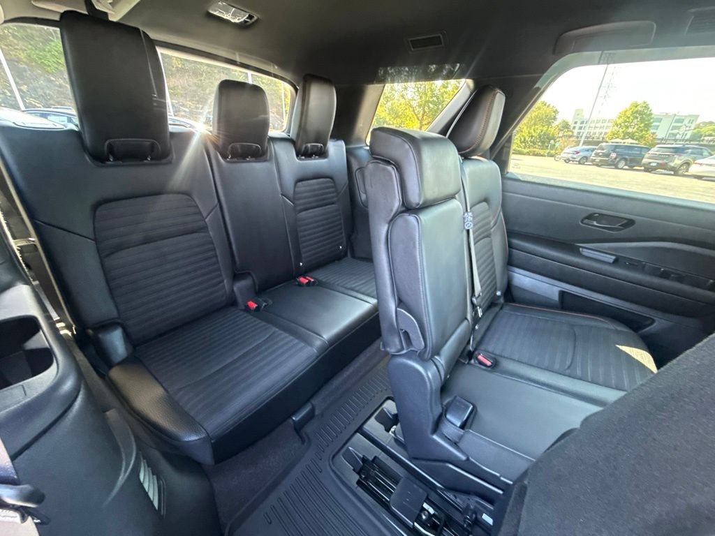 New 2026 Nissan Pathfinder Rock Creek AWD/4WD image 16