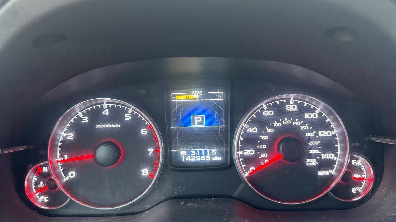 Used 2013 Subaru Outback 2.5i Limited AWD/4WD image 16