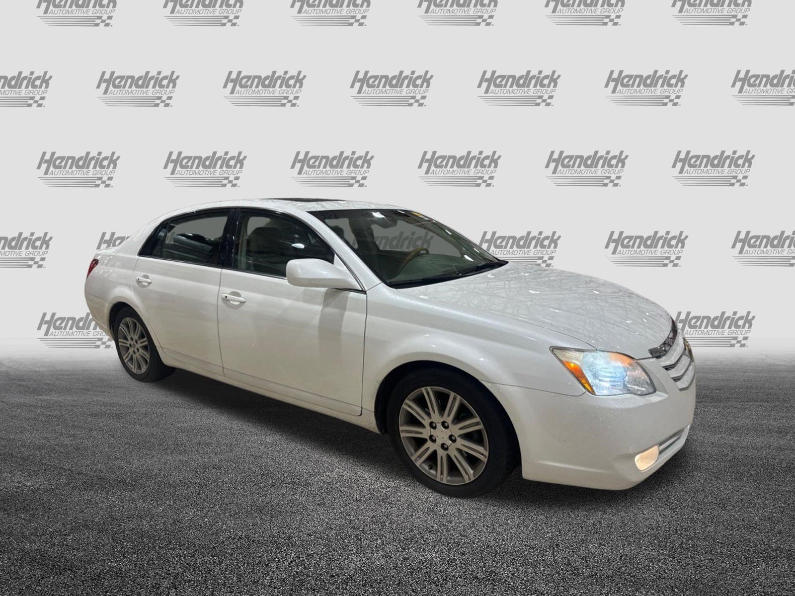 Used 2005 Toyota Avalon Limited FWD image 49