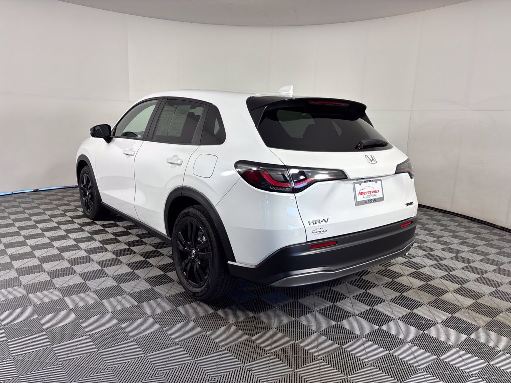 Used 2027 Honda HR-V Sport image 15