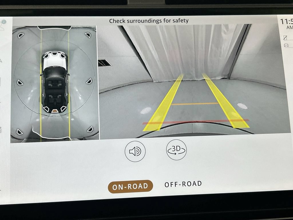 Certified 2025 Land Rover Discovery S AWD/4WD image 15