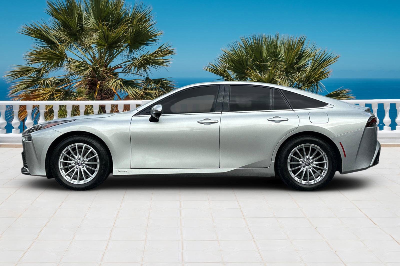 Used 2024 Toyota Mirai XLE image 7