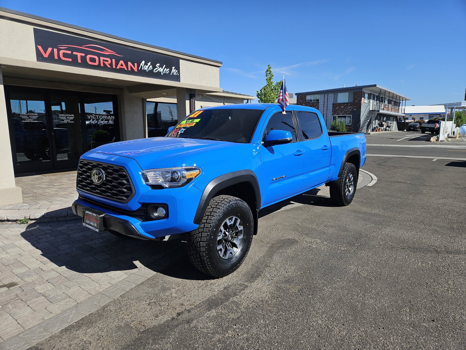 Used 2021 Toyota Tacoma TRD Off-Road AWD/4WD image 2