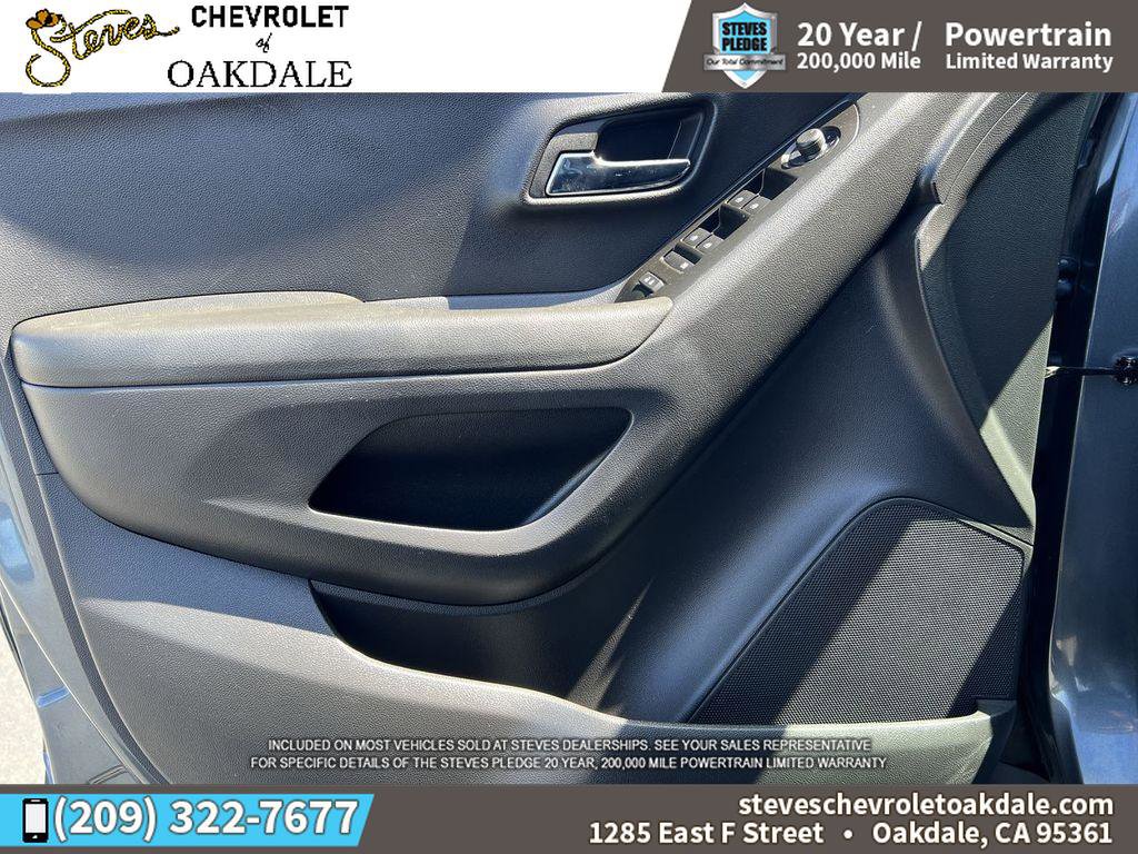 Certified 2022 Chevrolet Trax LS w/ Tint and Cruise Package AWD/4WD image 23