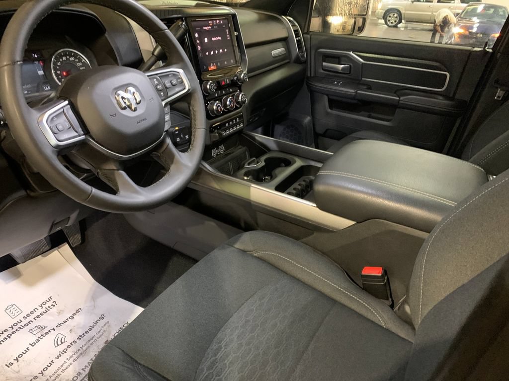 Used 2025 RAM 3500 Big Horn AWD/4WD image 11