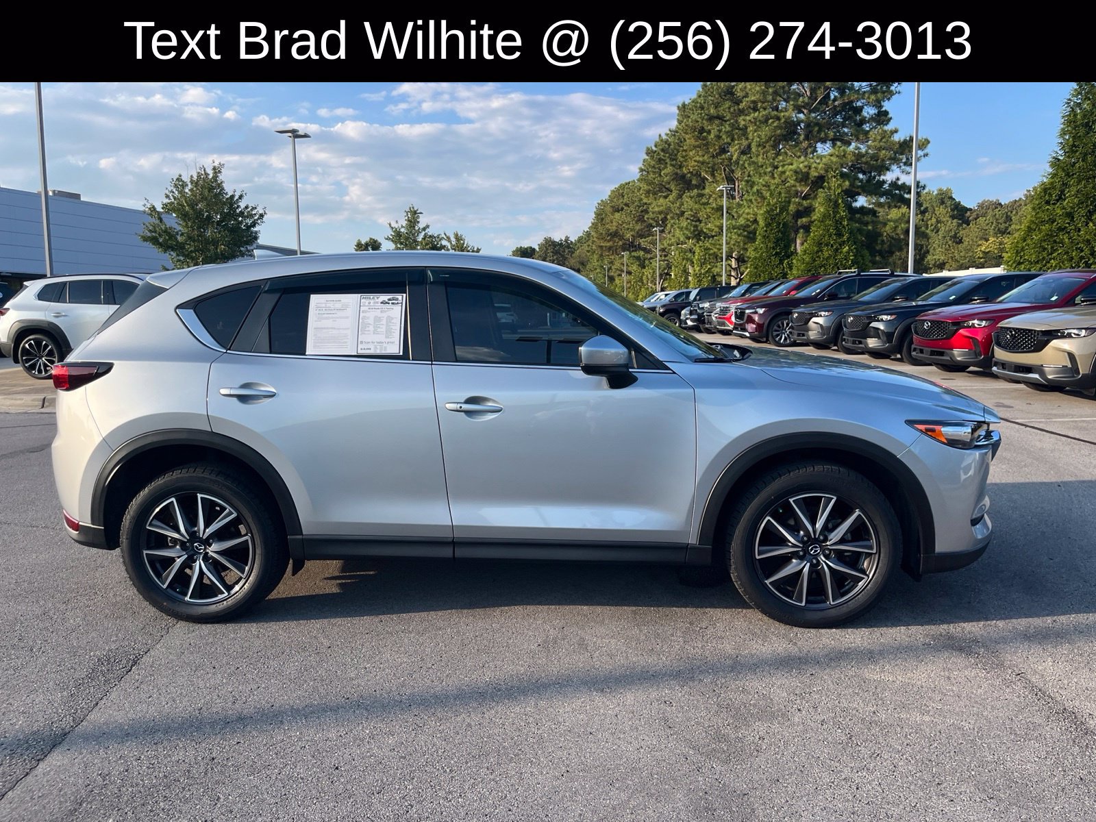 Used 2018 MAZDA CX-5 Touring w/ Preferred Equipment Package FWD image 2