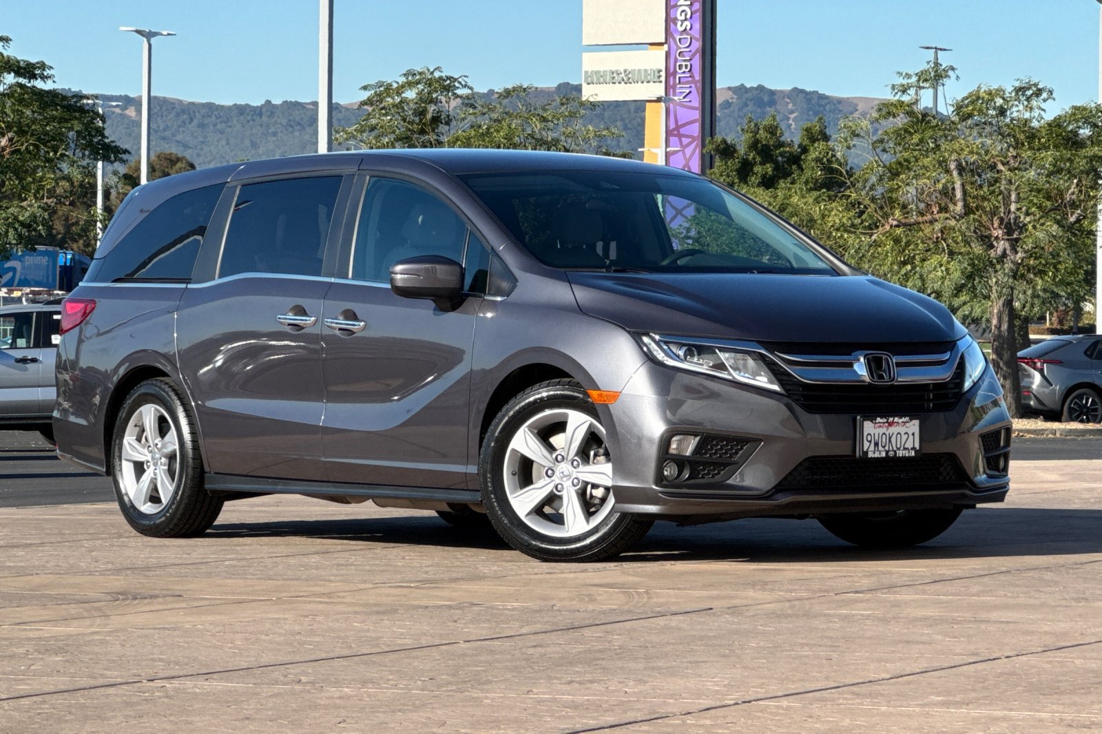 Used 2020 Honda Odyssey EX image 2