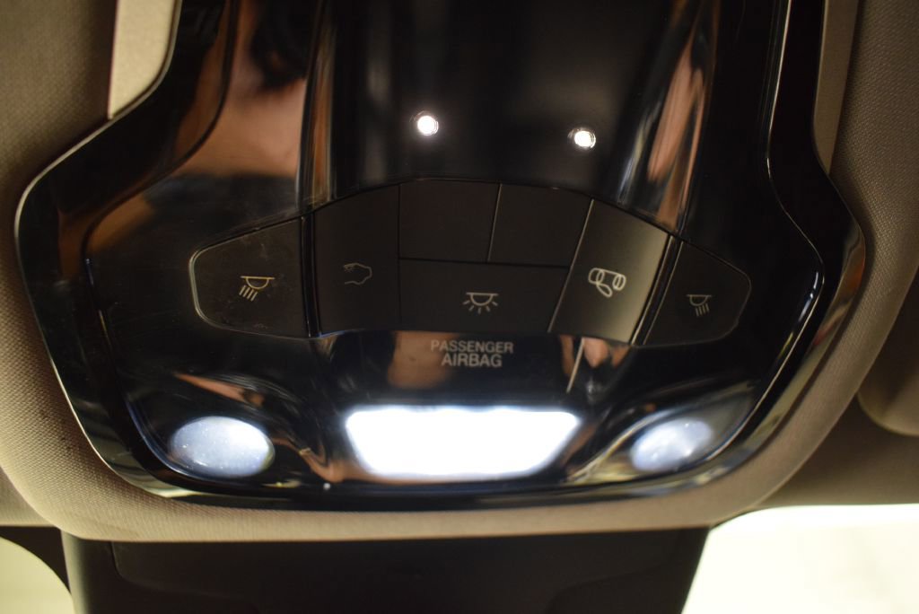 Used 2019 Alfa Romeo Giulia AWD w/ Cold Weather Package image 30