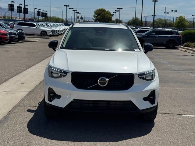 New 2026 Volvo XC40 B5 Plus w/ Climate Package AWD/4WD image 2