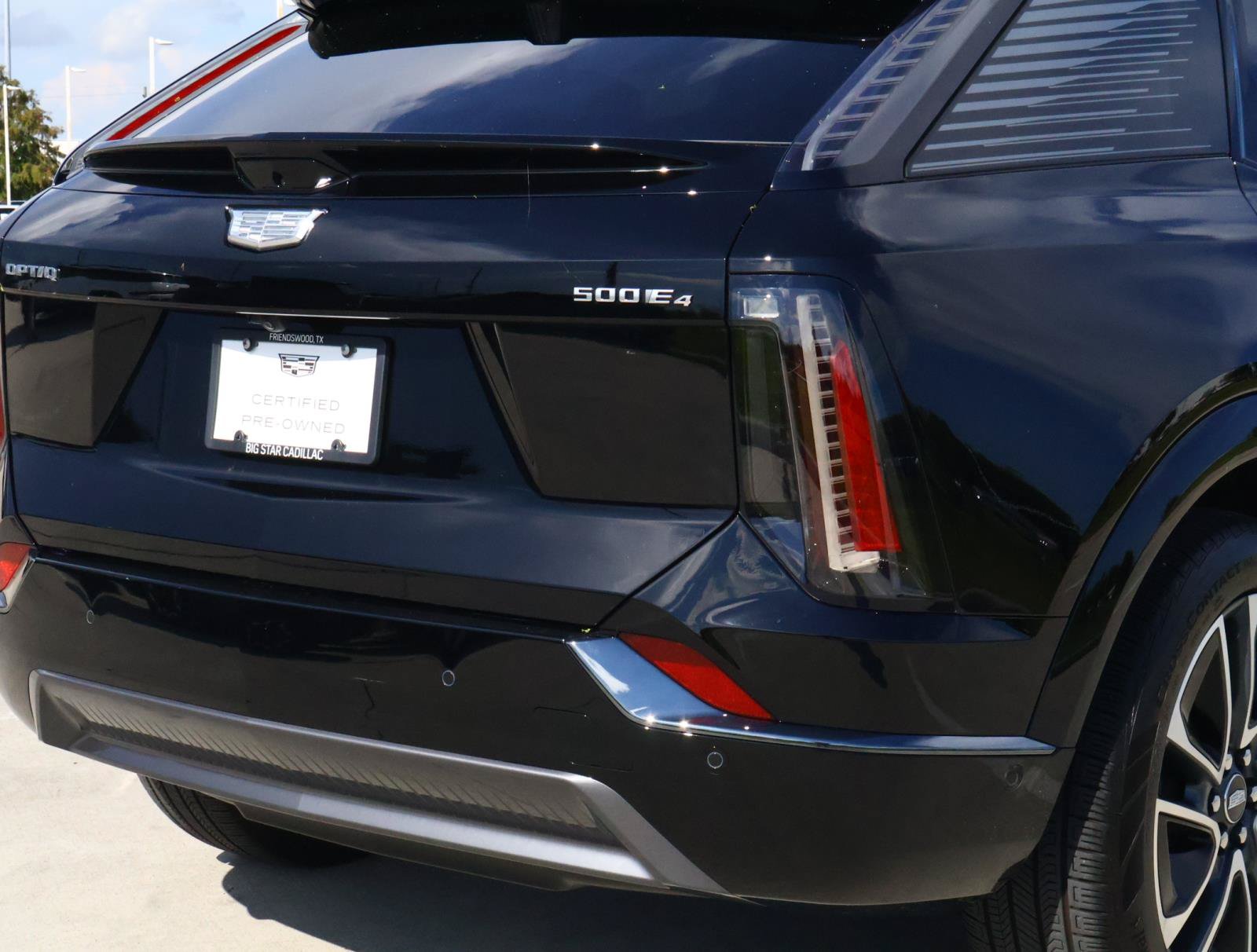 Certified 2025 Cadillac Optiq Sport 1 AWD/4WD image 11