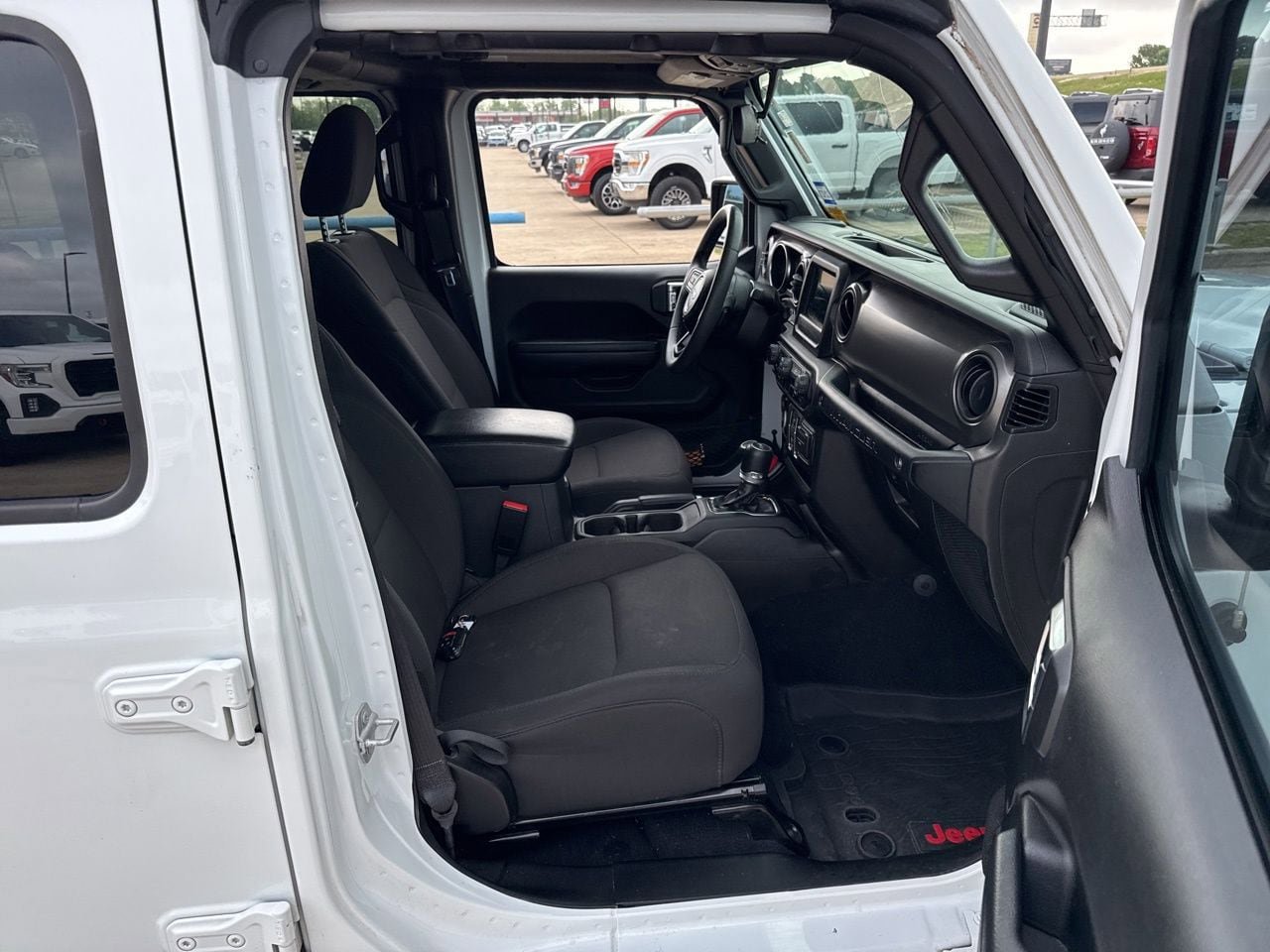 Used 2023 Jeep Wrangler Sport S image 14