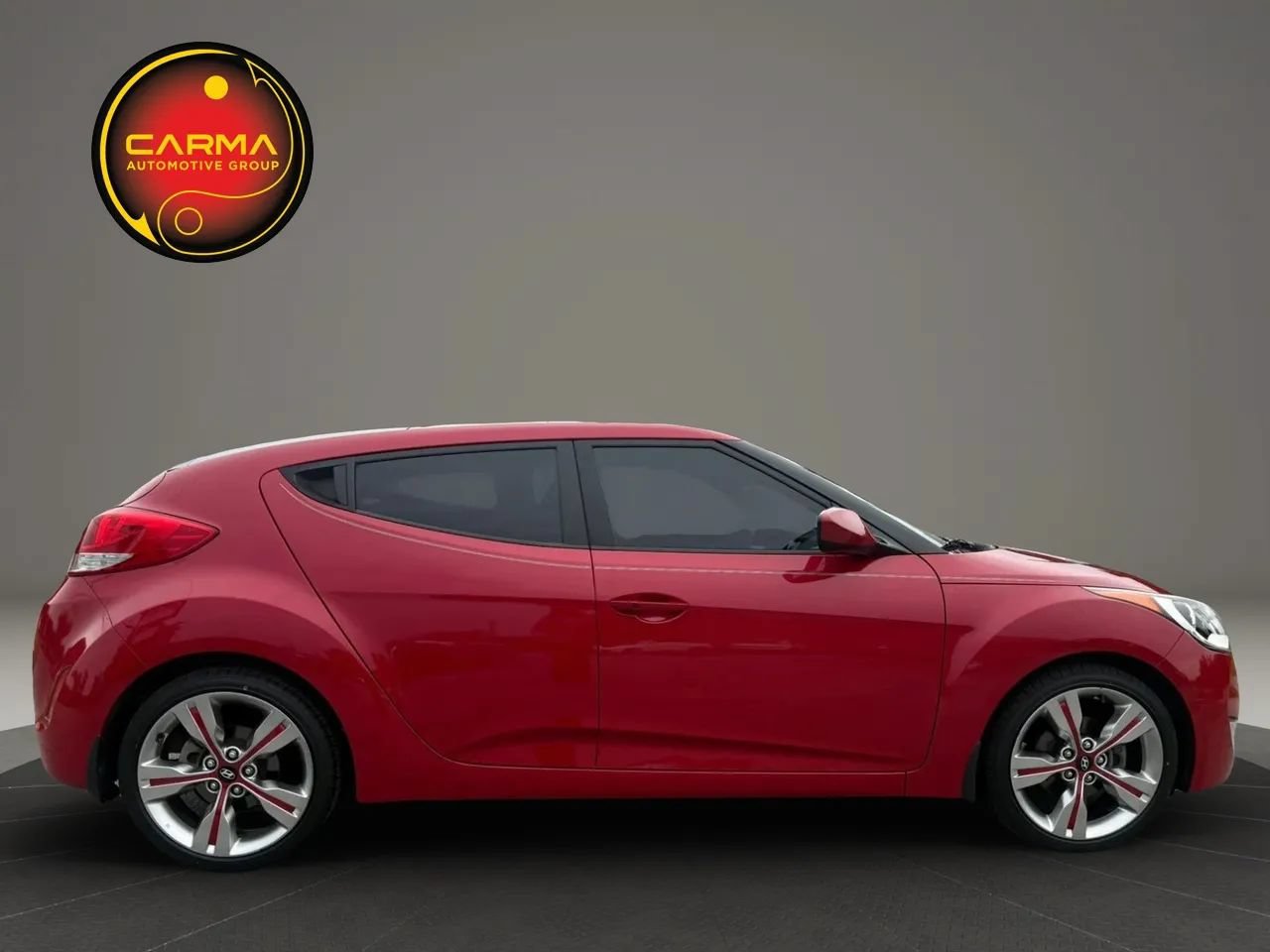 Used 2013 Hyundai Veloster w/ Style Pkg FWD image 6