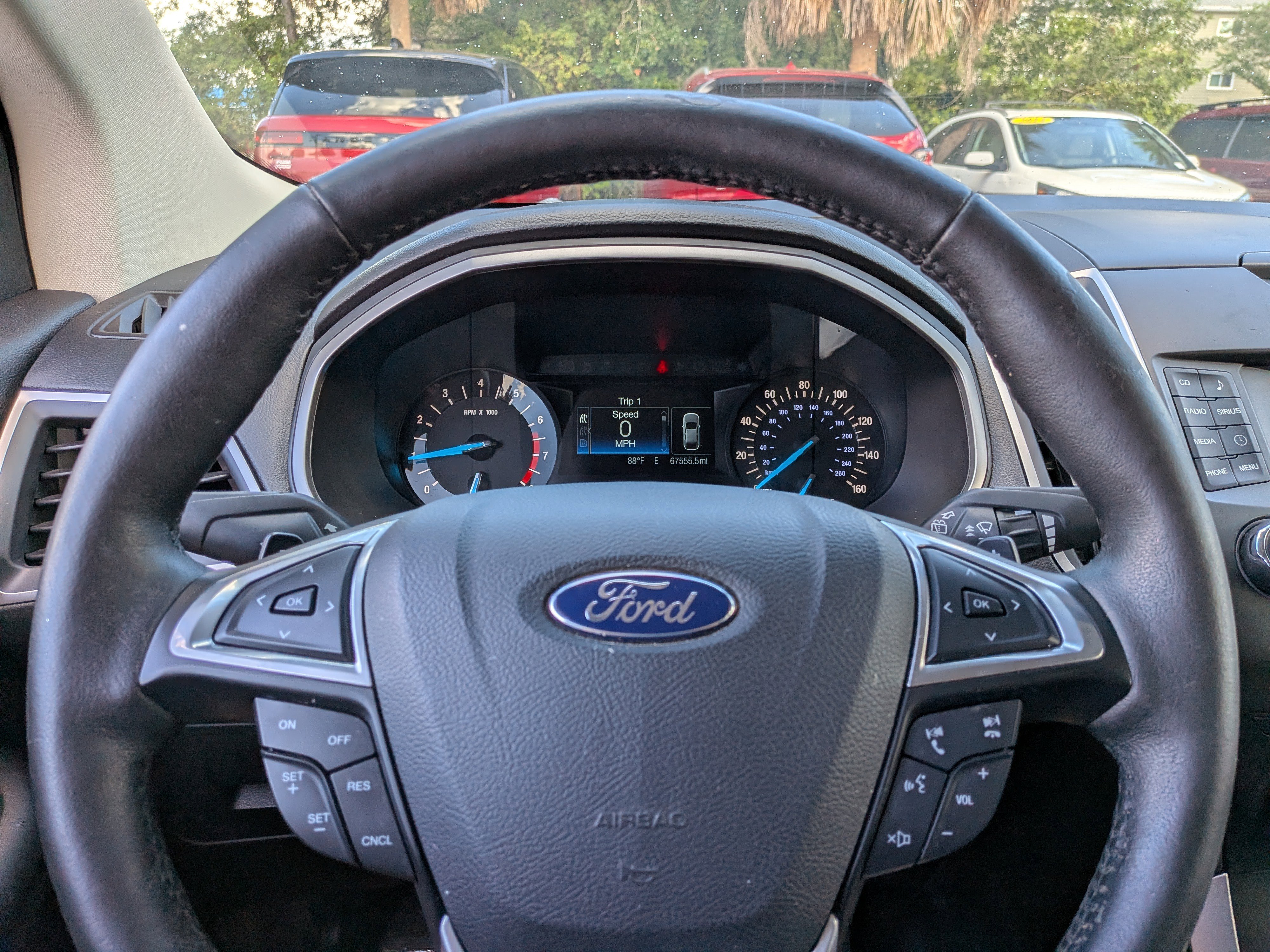 Used 2015 Ford Edge SEL FWD image 27