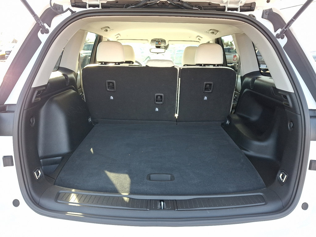 Certified 2023 Jeep Grand Cherokee Laredo image 18