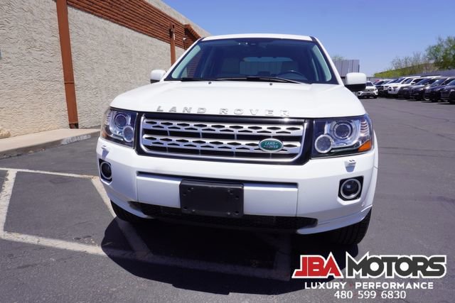 Used 2015 Land Rover LR2 HSE LUX image 21