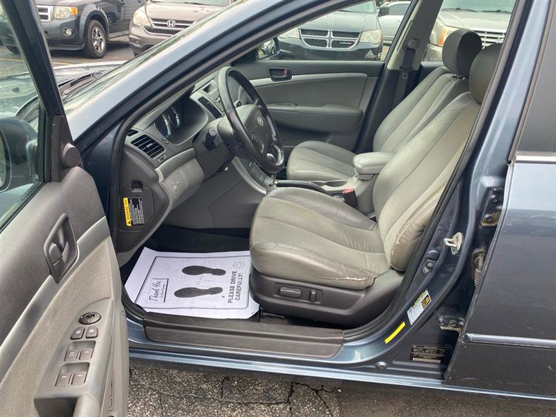 Used 2010 Hyundai Sonata SE image 9