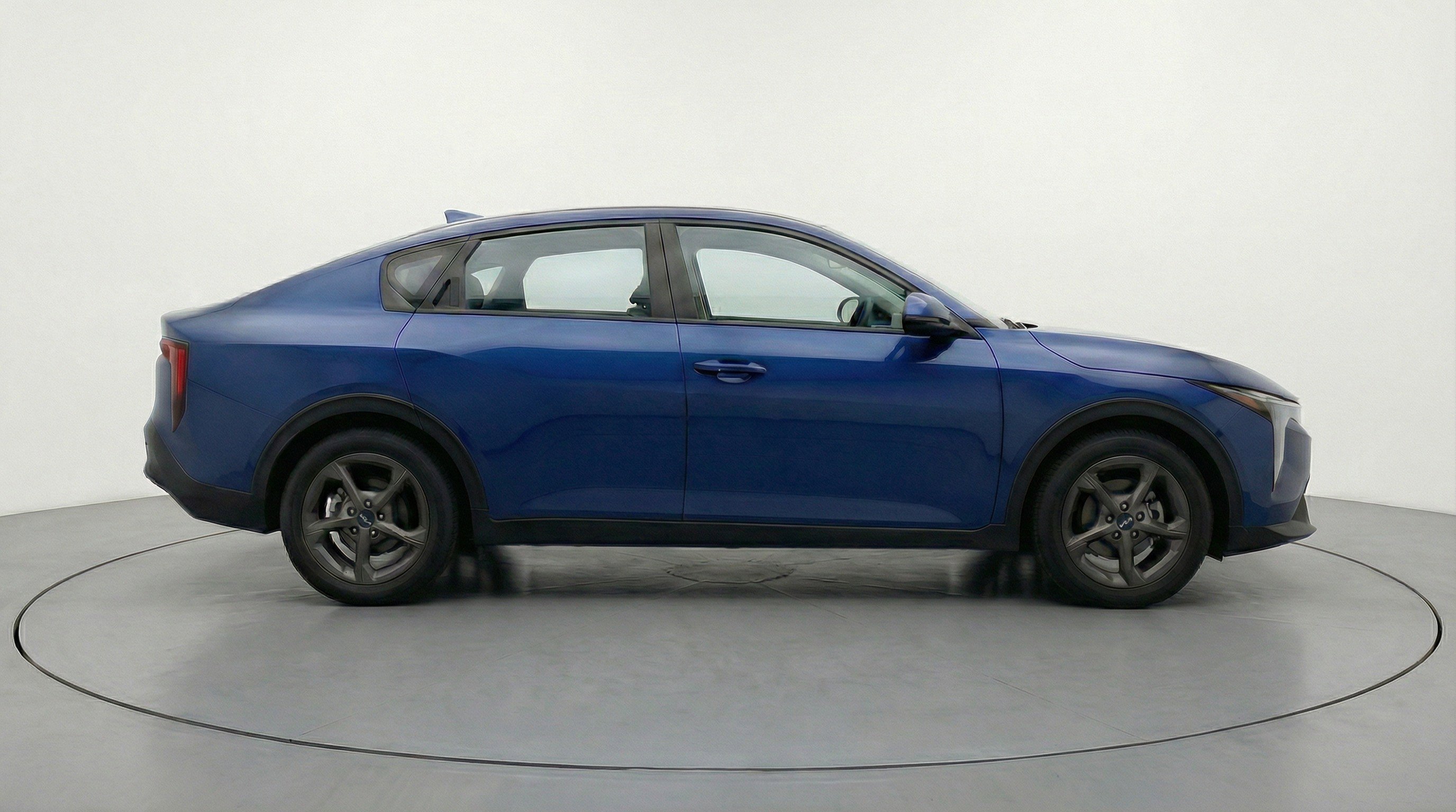 Used 2025 Kia K4 FWD image 11