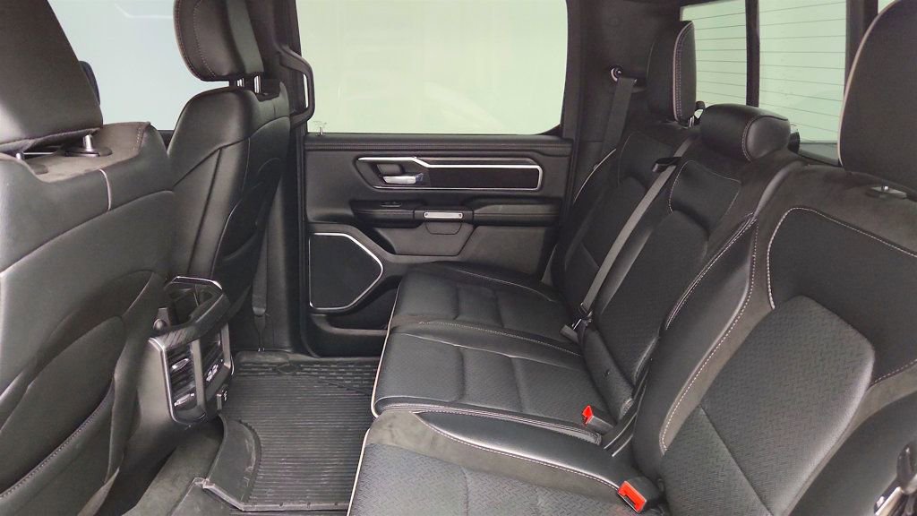 Used 2024 RAM 1500 Laramie AWD/4WD image 22