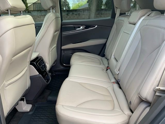 Certified 2022 Lincoln Nautilus Reserve image 19