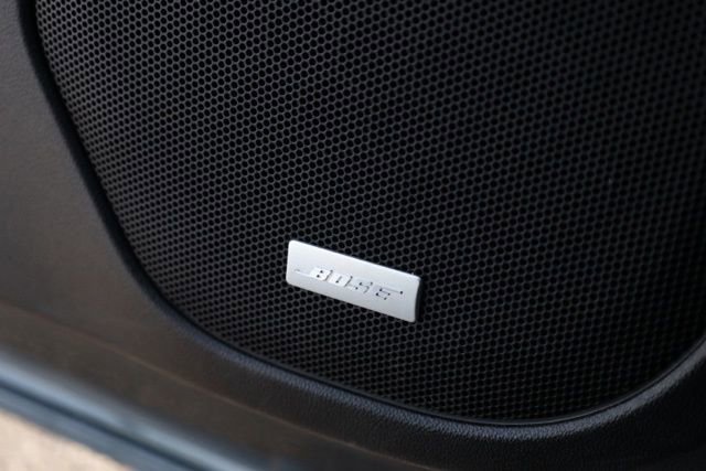 Used 2020 GMC Acadia SLT w/ Driver Alert Package II image 23