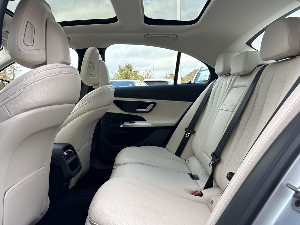 New 2026 Mercedes-Benz E 350 Sedan image 14