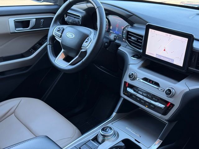 Used 2023 Ford Explorer XLT w/ Equipment Group 202A image 23