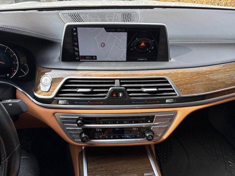 Used 2018 BMW 750i xDrive image 64