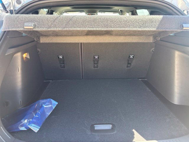 New 2026 Chevrolet Trax RS w/ Sunroof Package FWD image 10