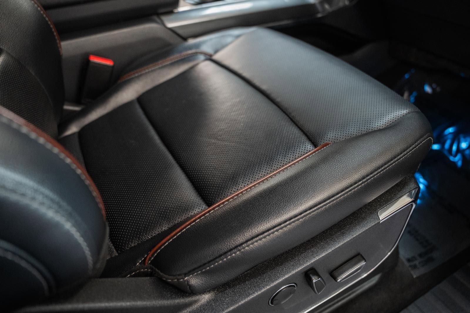 Certified 2023 Ford F150 Lariat w/ Equipment Group 502A High AWD/4WD image 45