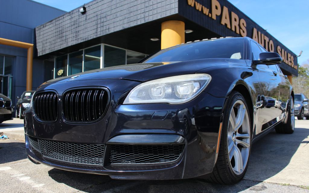 Used 2014 BMW 750Li xDrive AWD/4WD image 2
