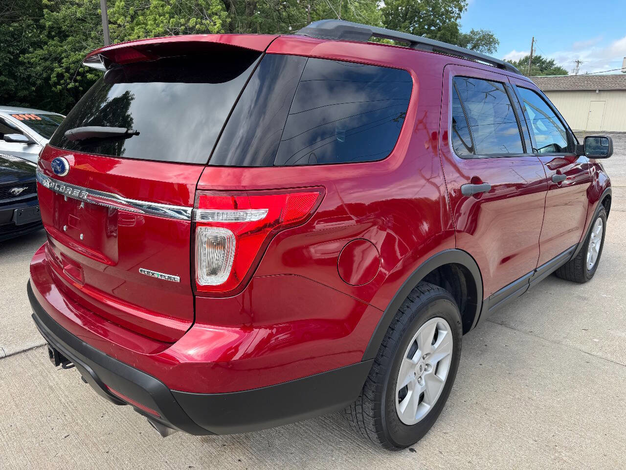Used 2013 Ford Explorer FWD w/ Class III Trailer Tow Pkg image 7
