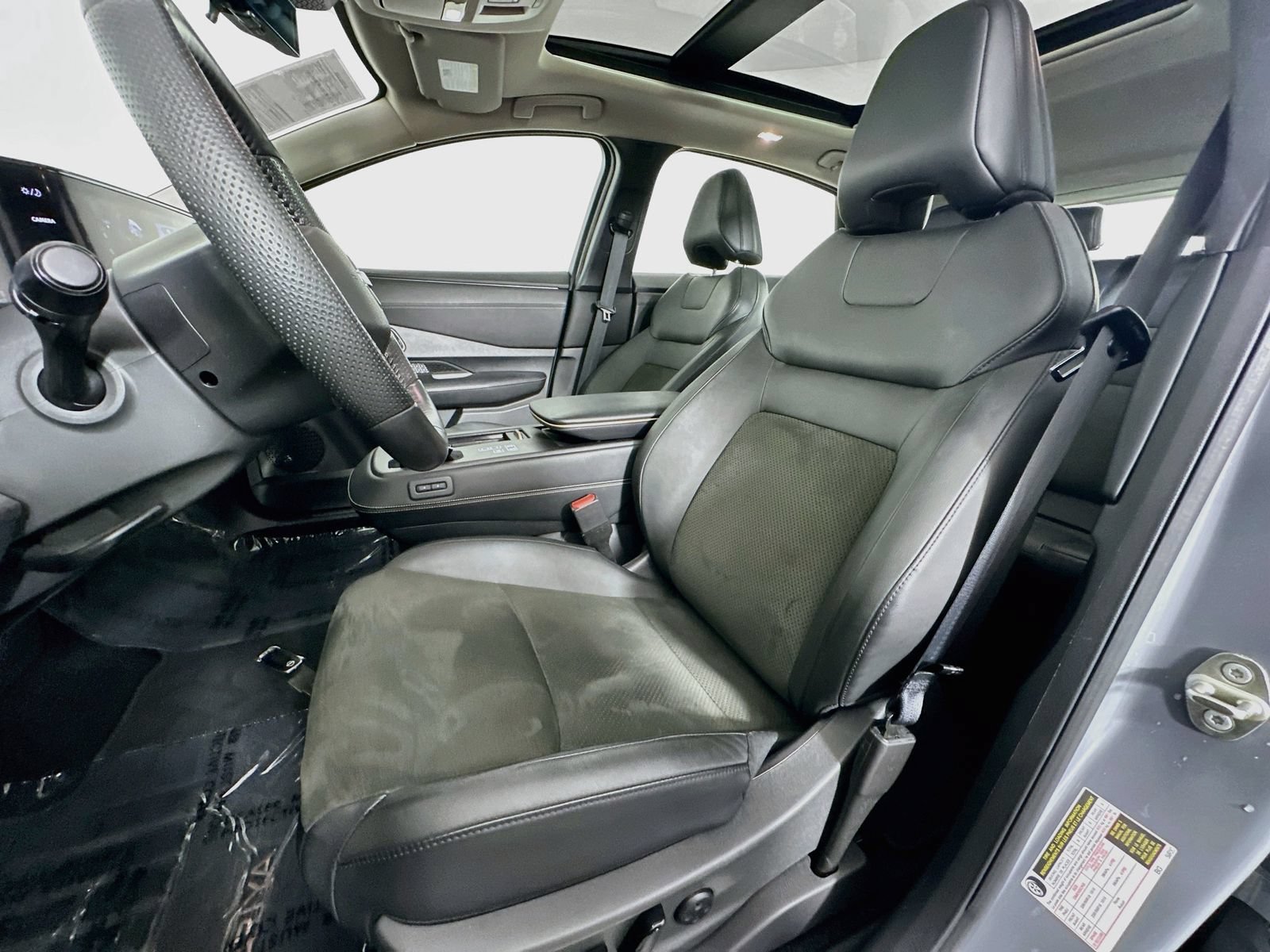 Used 2024 Nissan Ariya AWD image 20