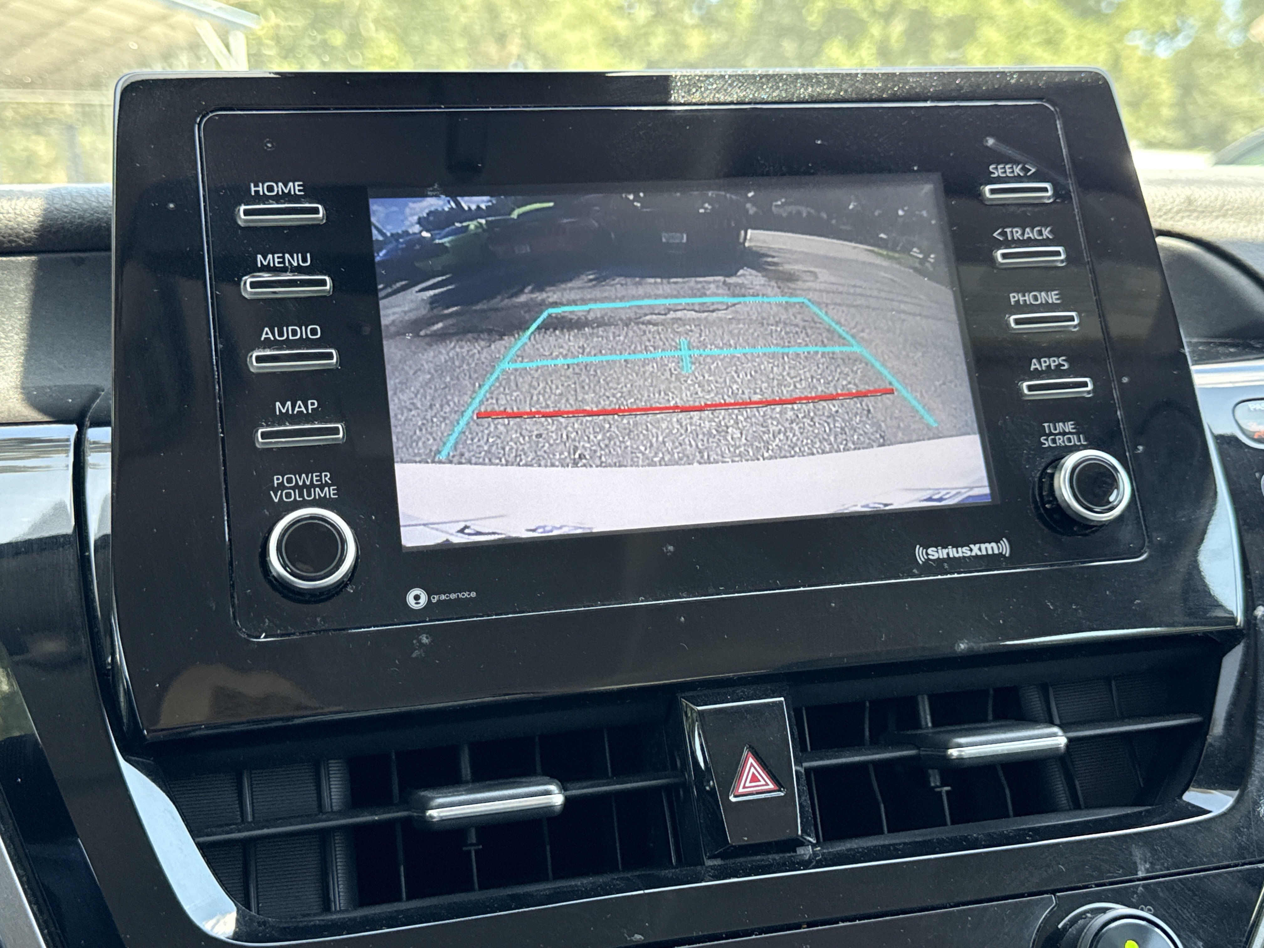 Used 2021 Toyota Camry SE FWD image 16