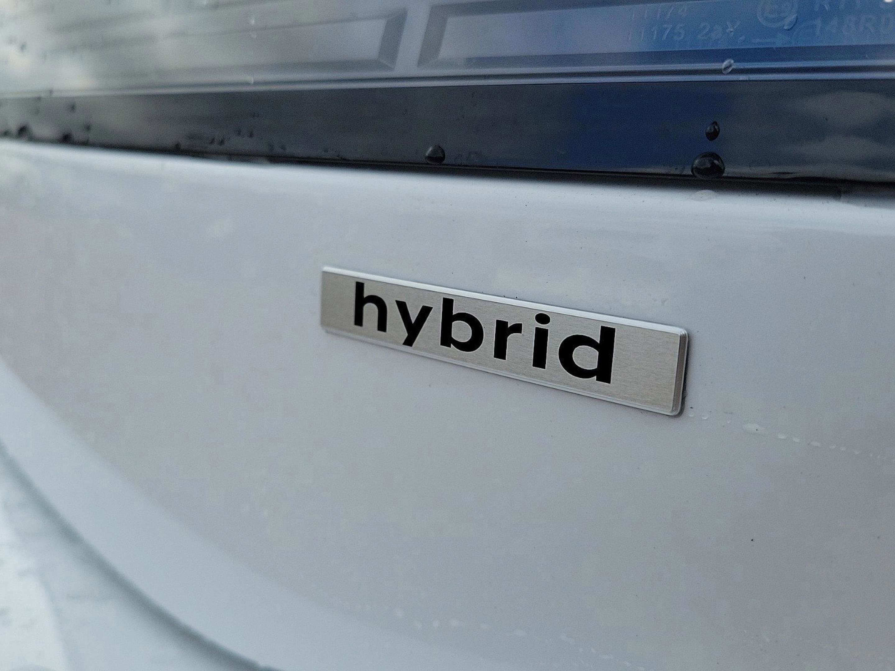 New 2025 Hyundai Sonata Limited image 8