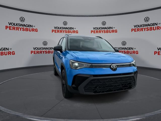 Certified 2025 Volkswagen Taos SE AWD/4WD image 2