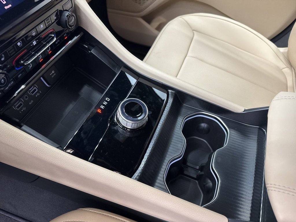 New 2025 Jeep Grand Cherokee L Limited w/ Luxury Tech Group II image 18