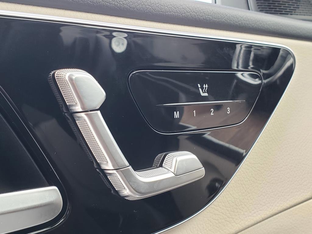Used 2022 Mercedes-Benz C 300 4MATIC Sedan image 19