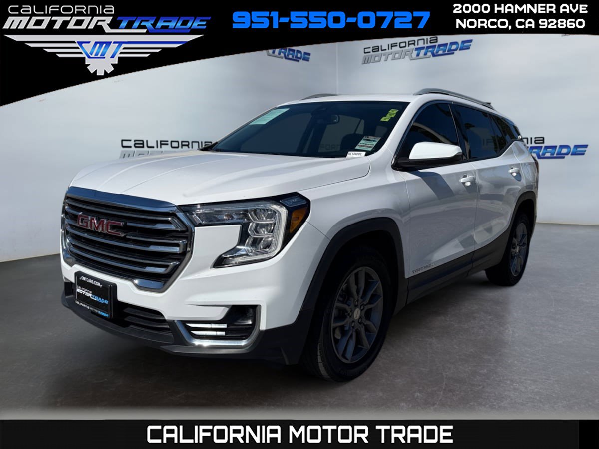 Used 2022 GMC Terrain SLT image 1