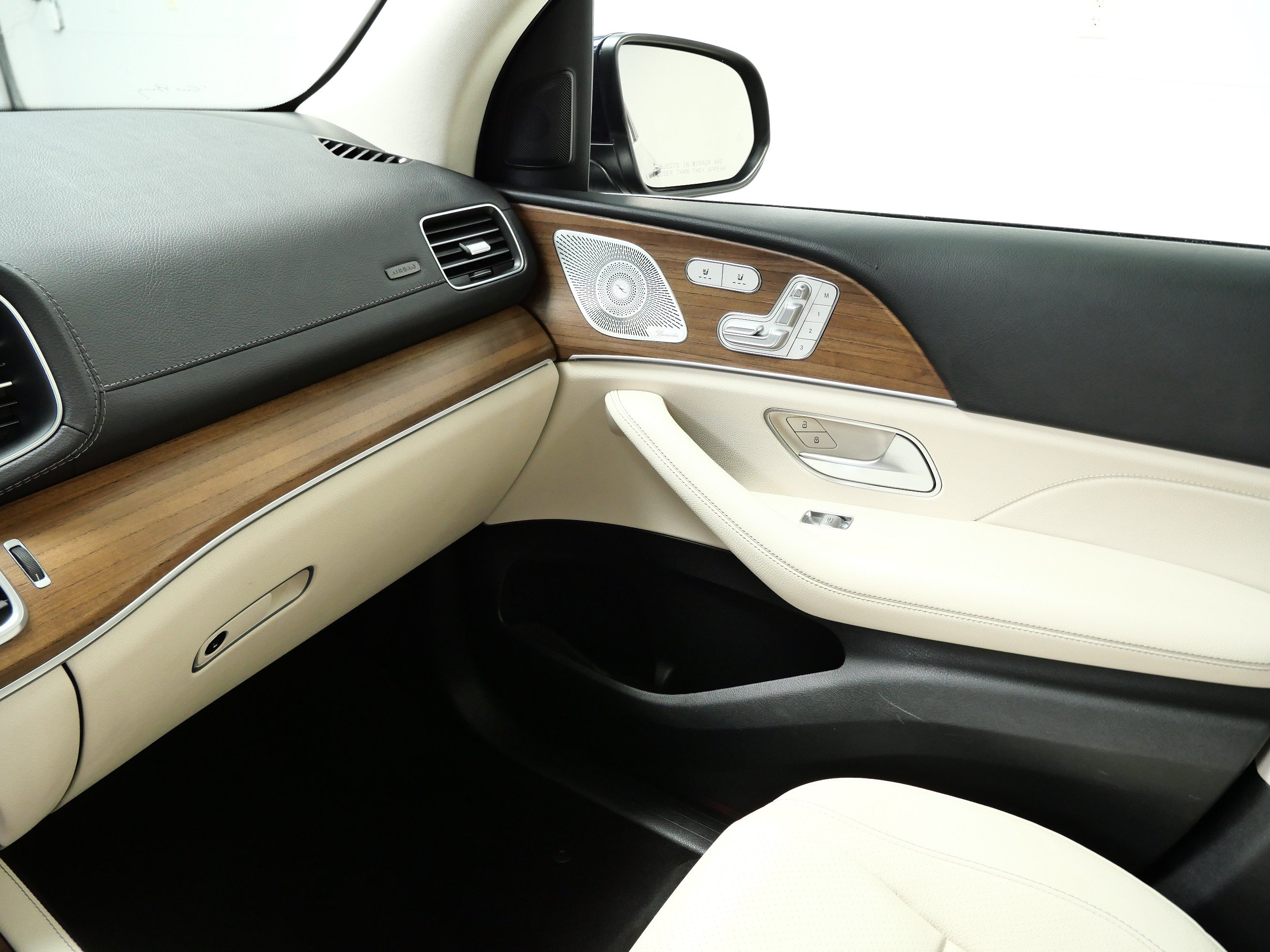 Used 2022 Mercedes-Benz GLS 450 4MATIC image 20