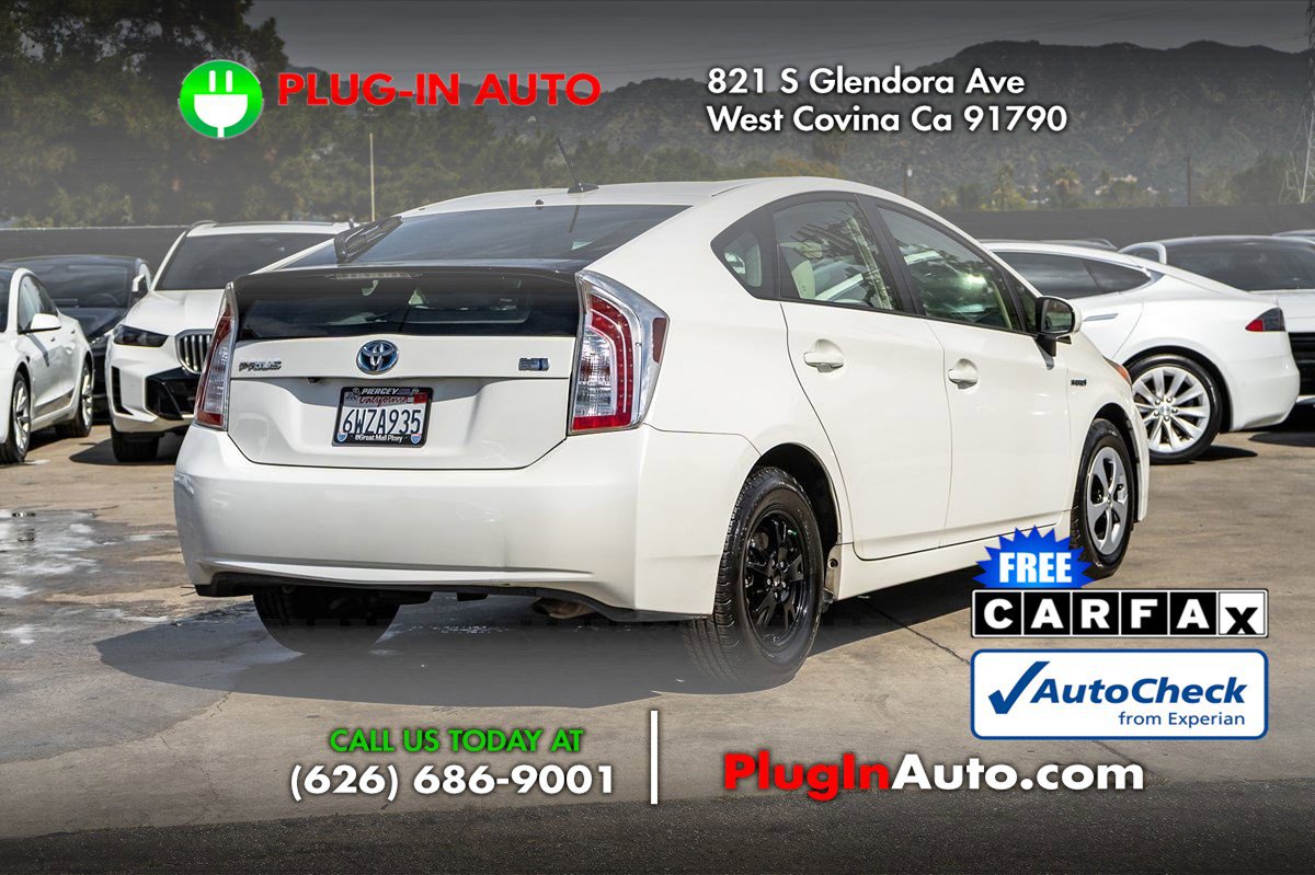 Used 2012 Toyota Prius Three image 4