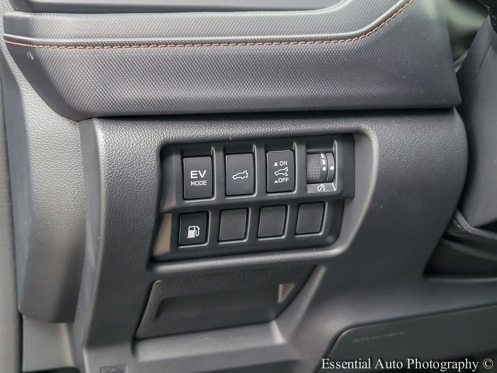 Used 2025 Subaru Forester Touring AWD/4WD image 15